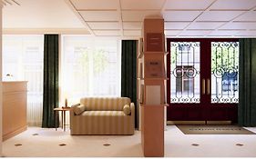 Alfred Hotels Paris Lecourbe- Hôtel Rénové